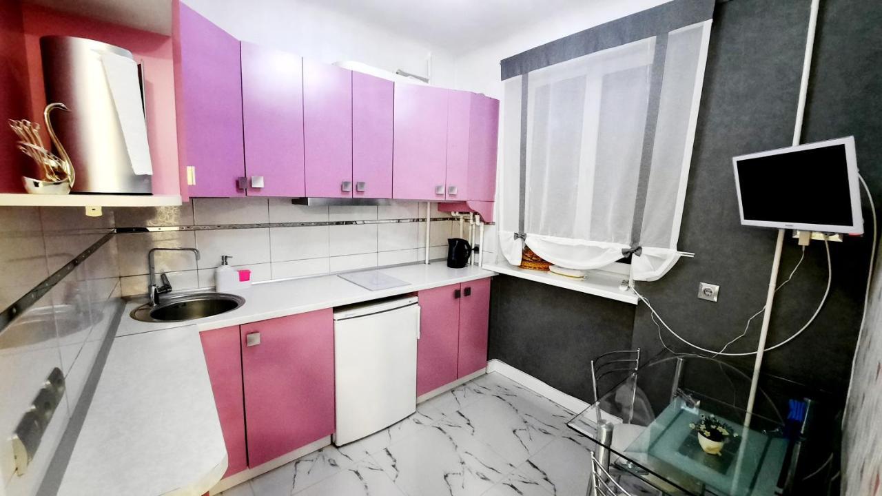 Puskin Close To Stefan Cel Mare Chişinău Esterno foto