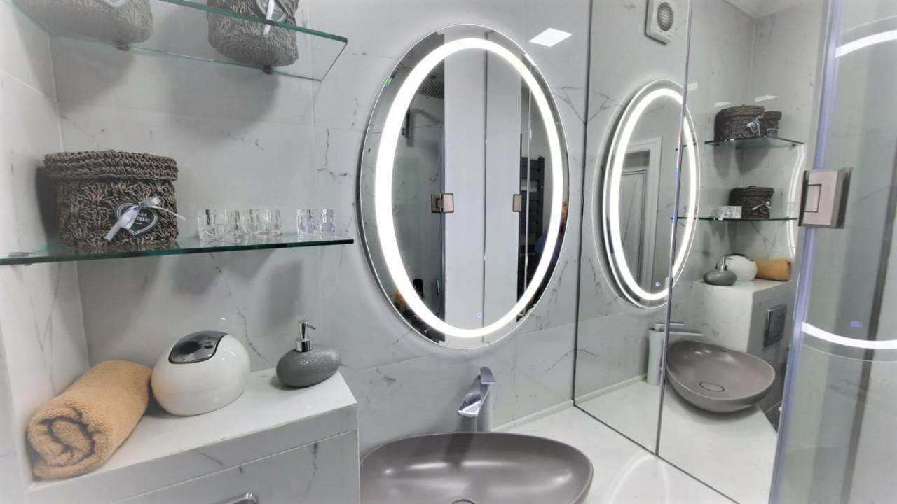 Puskin Close To Stefan Cel Mare Chişinău Esterno foto